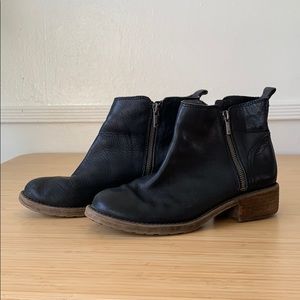 black leather lucky brand ankle boots